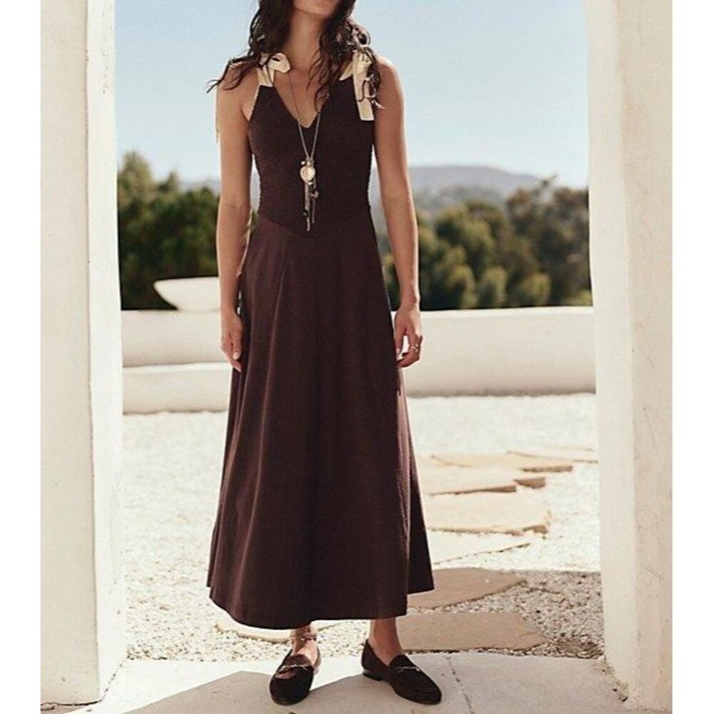 Free People Free-est Cecelia Solid Midi Dress Smocked Sleeveless Cotton S 286717 - Picture 2 of 8